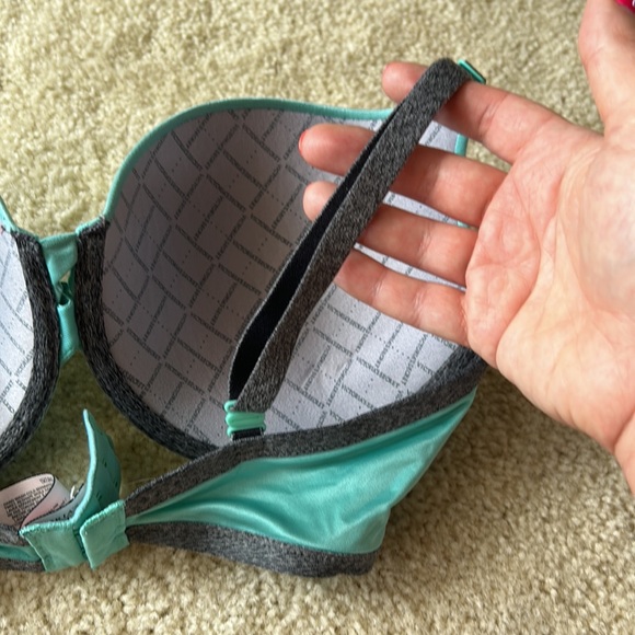 Victorias Secret Padded Perfect Coverage Bra - Picture 5 of 7